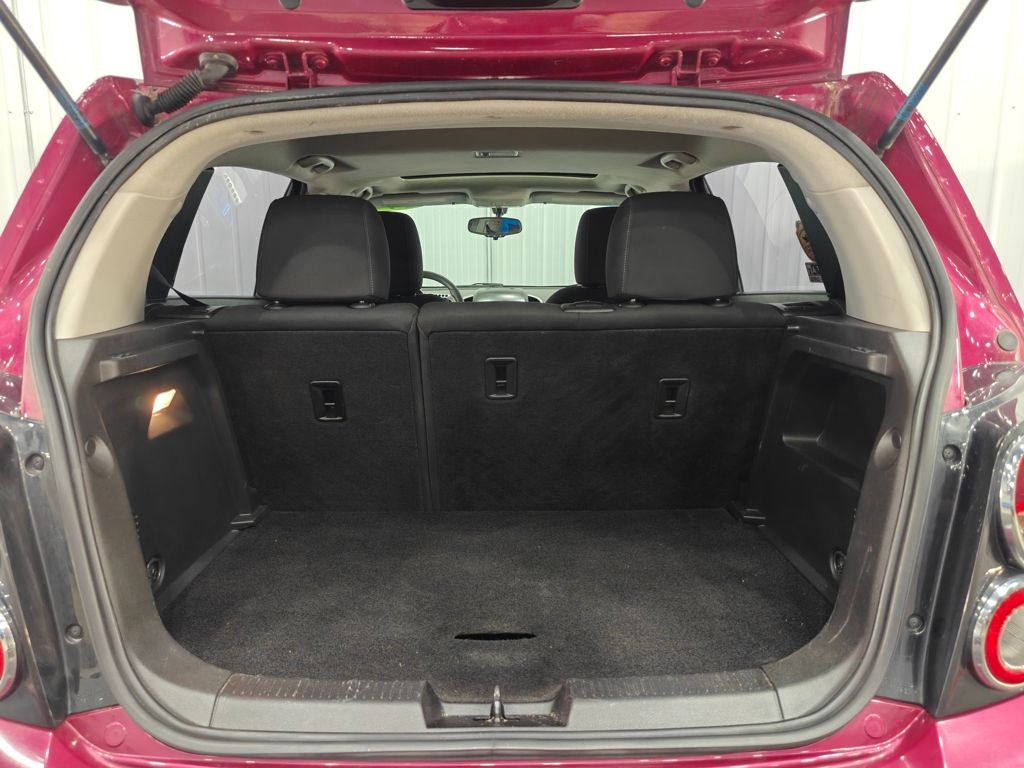 Vehicle image 27 of 61