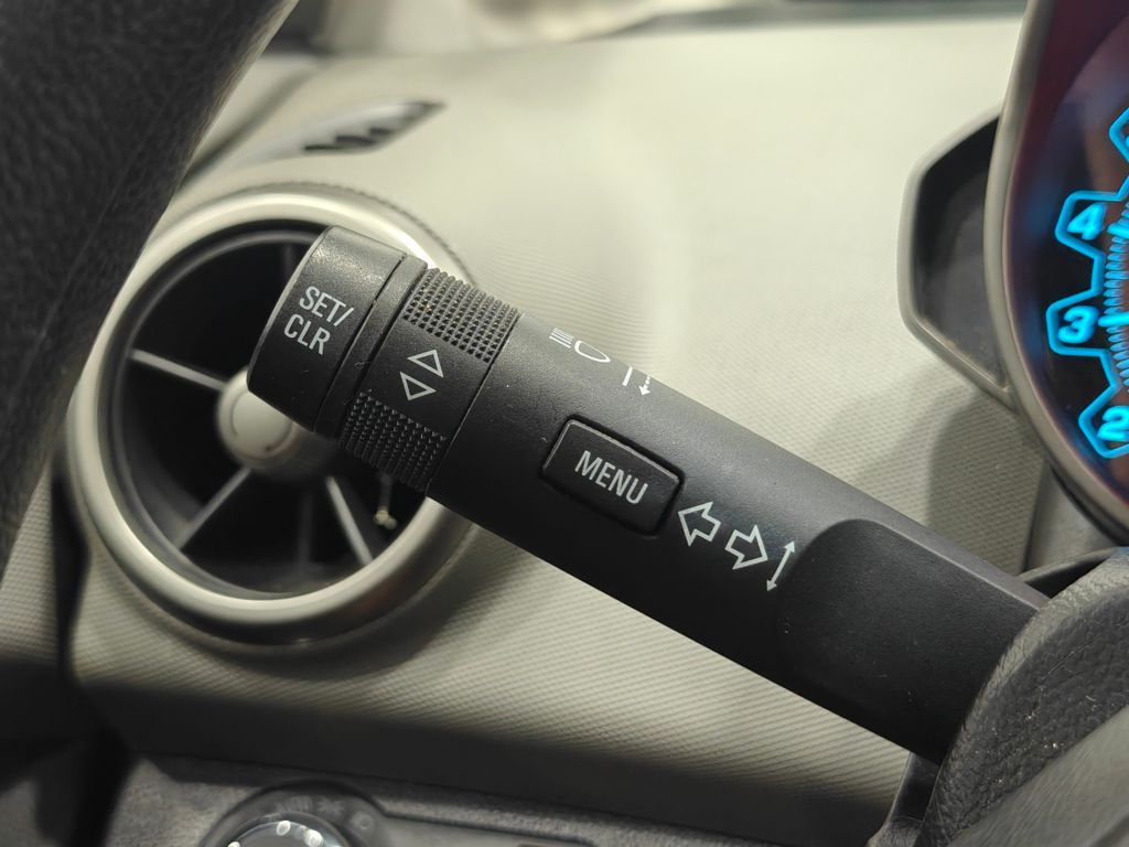 Vehicle image 35 of 61