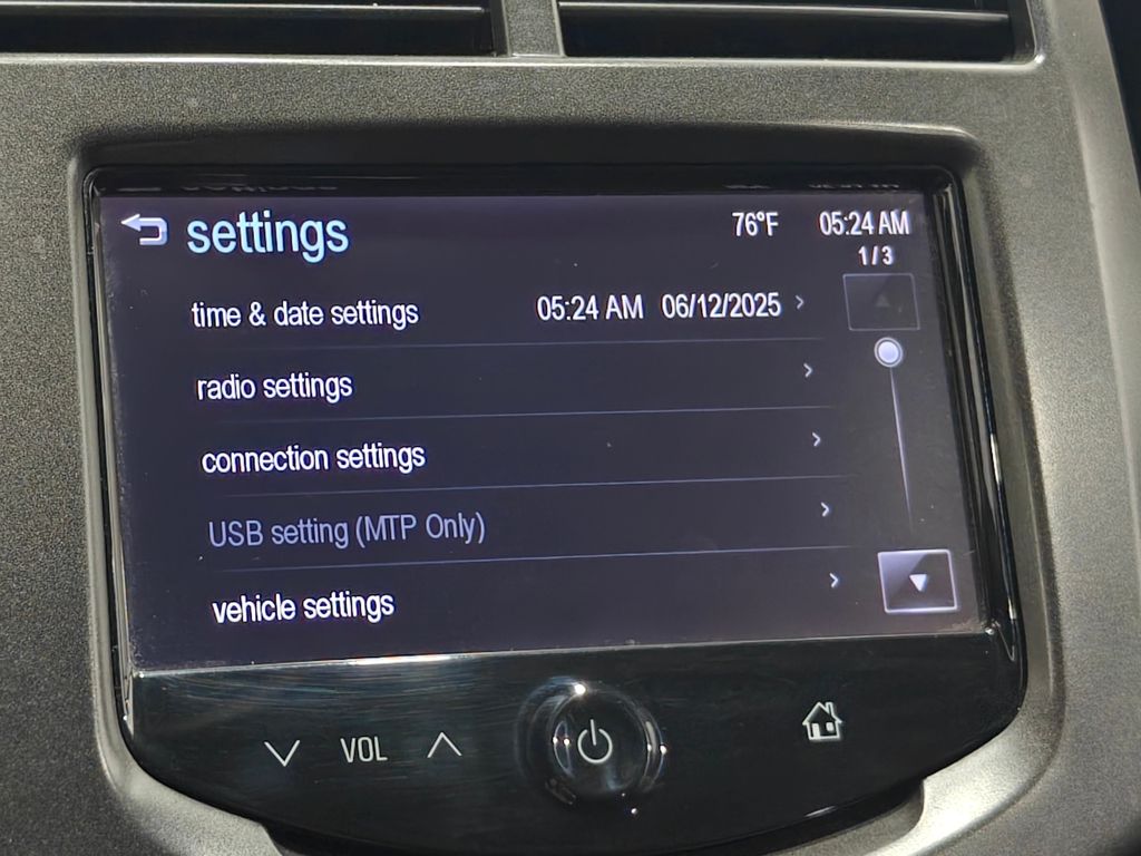 Vehicle image 33 of 61