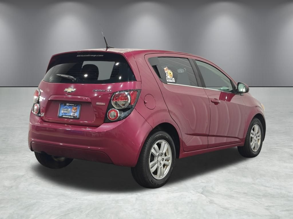 Vehicle image 8 of 61