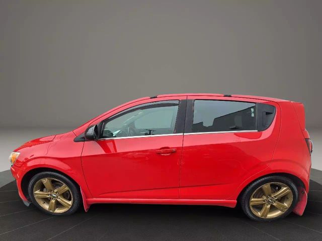 Vehicle image 8 of 31
