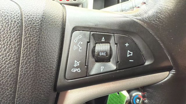 Vehicle image 22 of 31