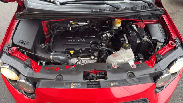 Vehicle image 9 of 31