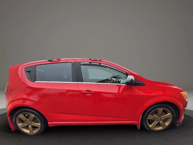 Vehicle image 4 of 31