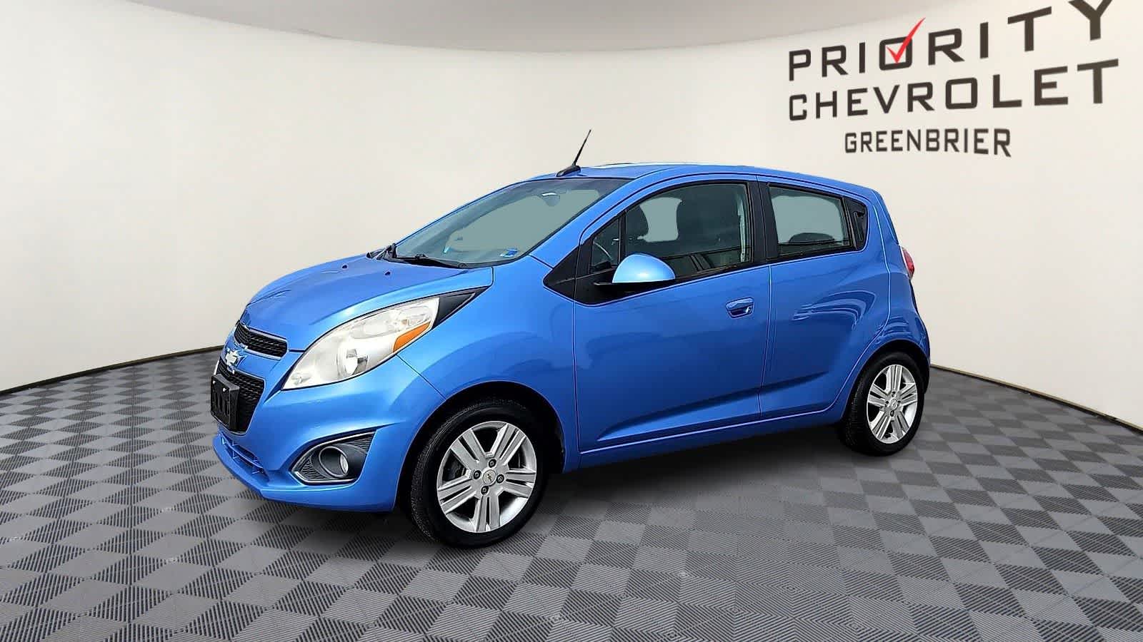 2014 Chevrolet Spark LT Image 2 of 35