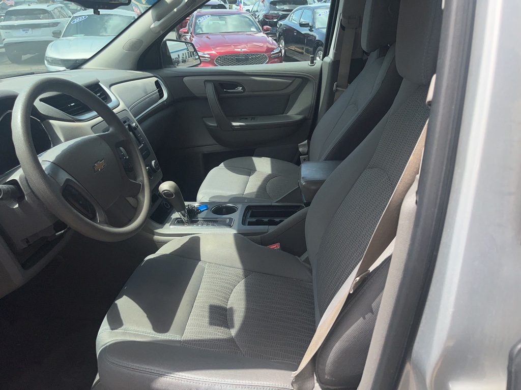 Vehicle image 9 of 11
