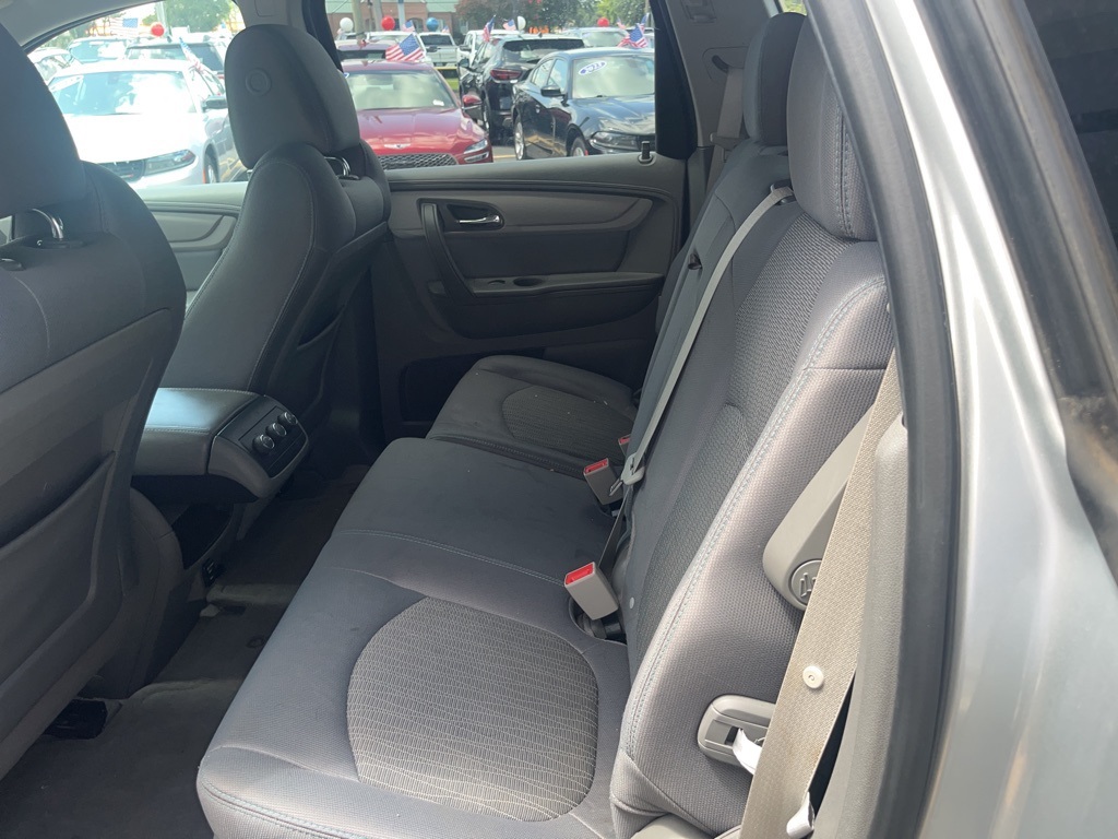 Vehicle image 8 of 11