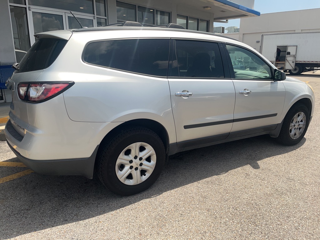 Vehicle image 4 of 11