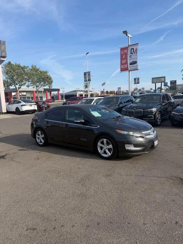 2014 Chevrolet Volt Base Image 3 of 10