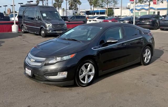 2014 Chevrolet Volt Base Image 1 of 10