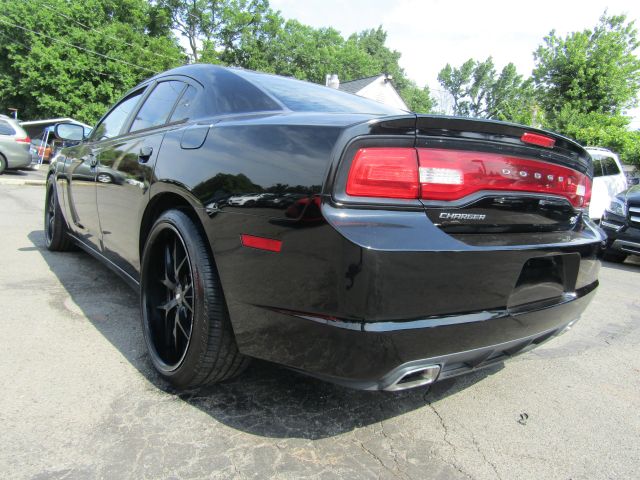 2014 Dodge Charger R/T Image 1 of 4