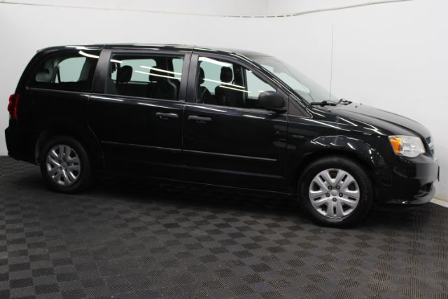 2014 Dodge Grand Caravan American Value Image 2 of 22