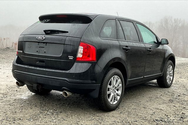 Vehicle image 4 of 31