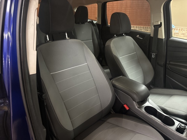 Vehicle image 43 of 49