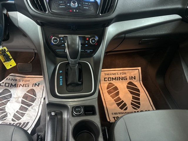 Vehicle image 34 of 49