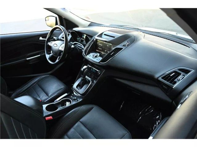Vehicle image 13 of 33