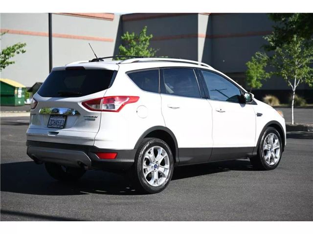 Vehicle image 5 of 33