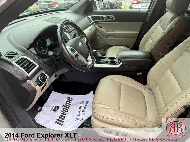 Vehicle image 11 of 19