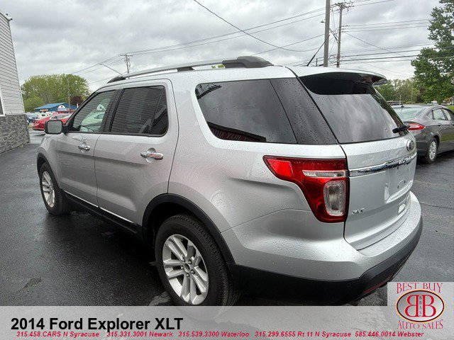 Vehicle image 5 of 19