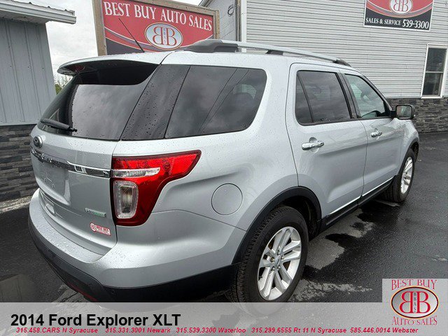 Vehicle image 4 of 19