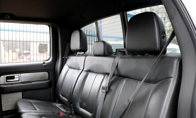 Vehicle image 10 of 18