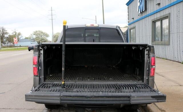 Vehicle image 17 of 18