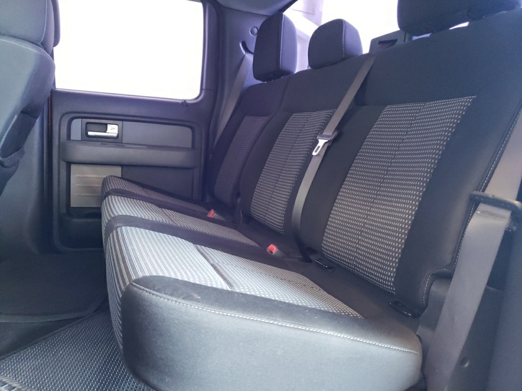 Vehicle image 12 of 30