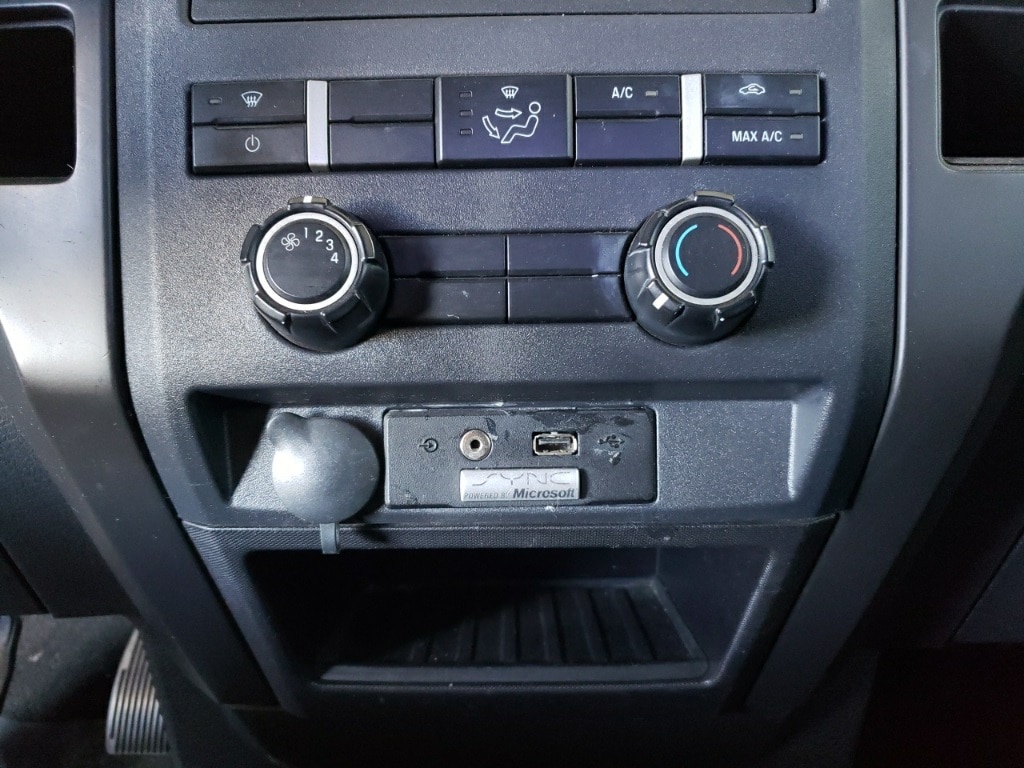 Vehicle image 22 of 30
