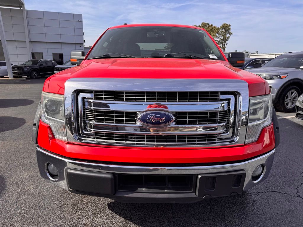 2014 Ford F-150 XLT Image 2 of 28