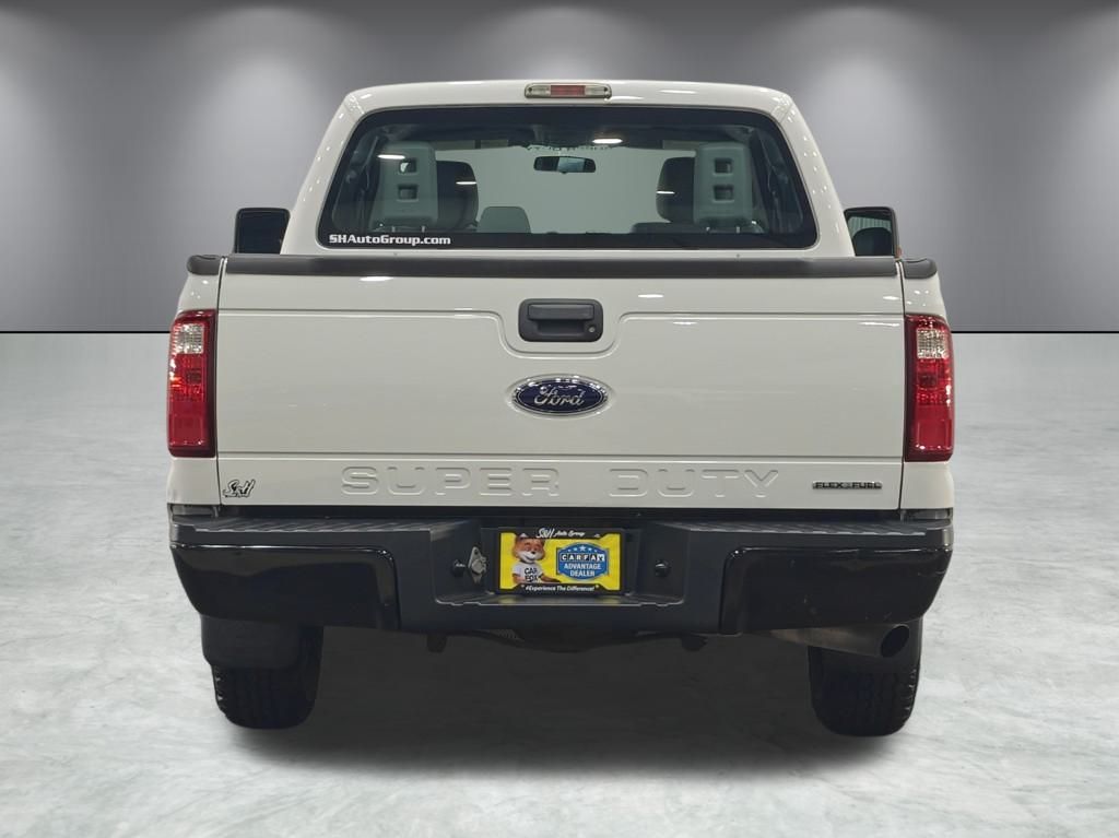 Vehicle image 7 of 47