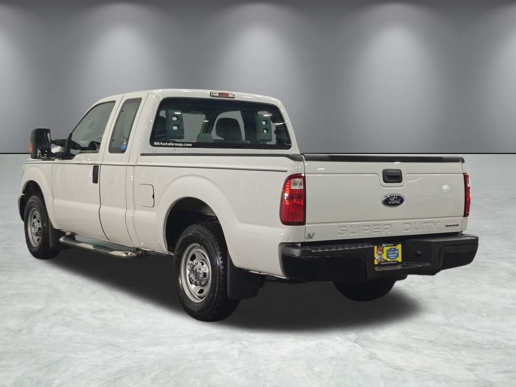 Vehicle image 9 of 47