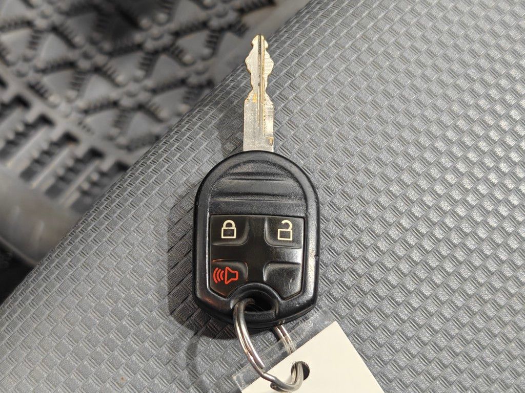 Vehicle image 22 of 47