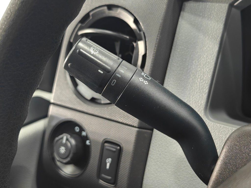 Vehicle image 20 of 47