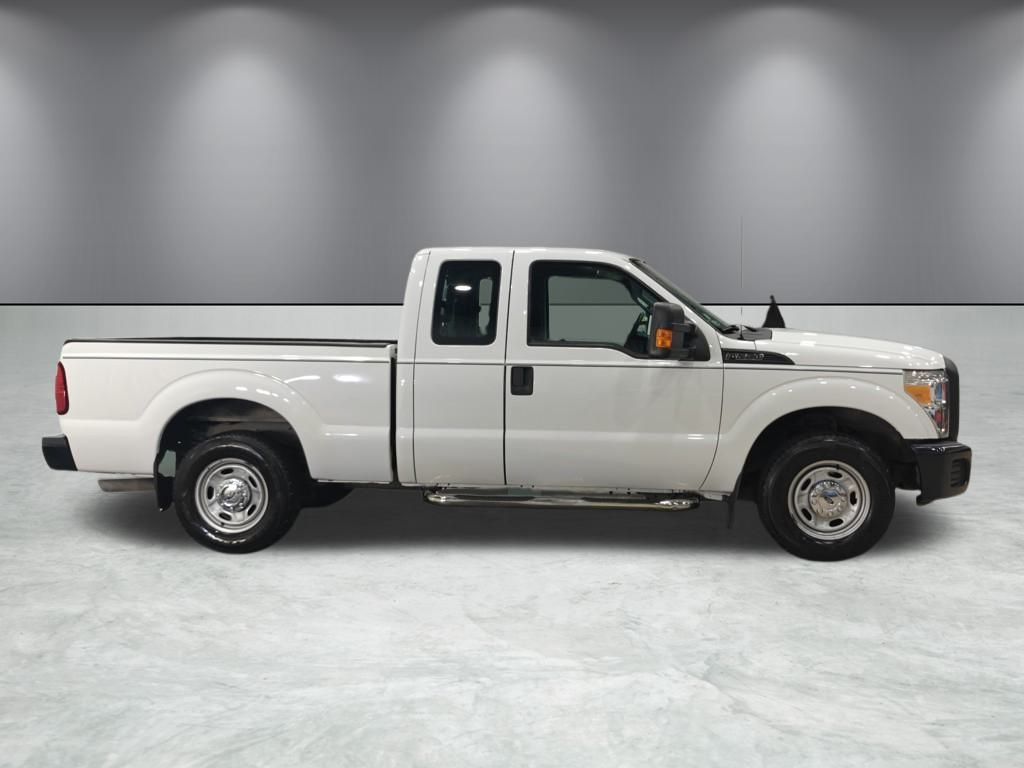 Vehicle image 5 of 47