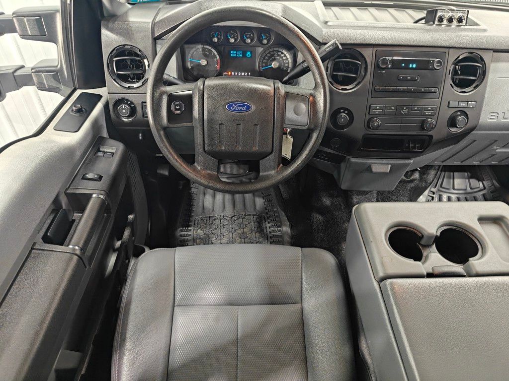 Vehicle image 14 of 47