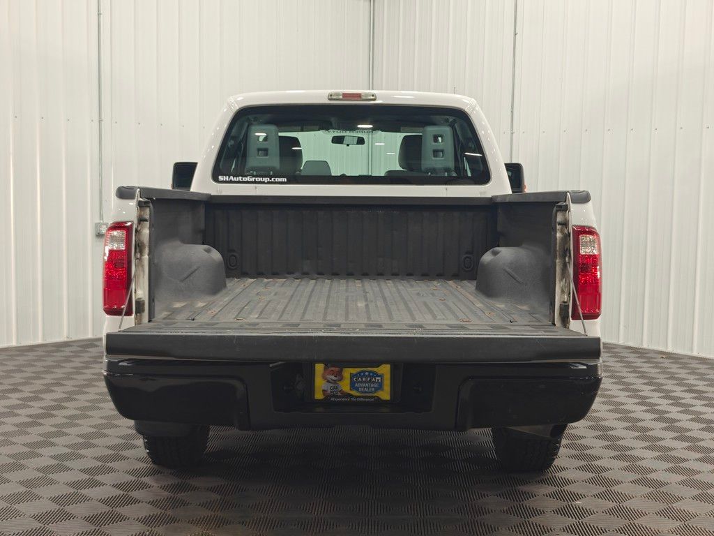 Vehicle image 8 of 47