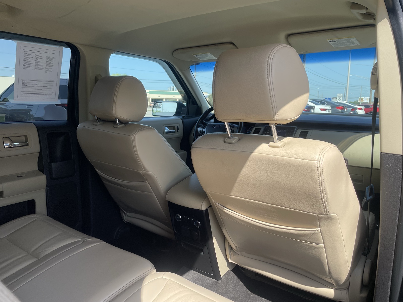 Vehicle image 17 of 38