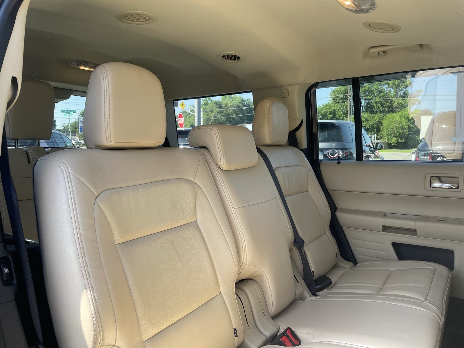 Vehicle image 15 of 38