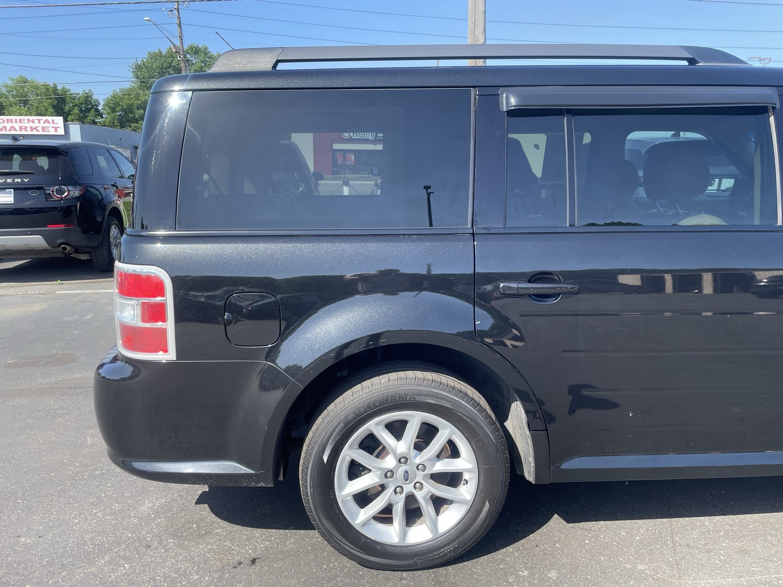 Vehicle image 7 of 38