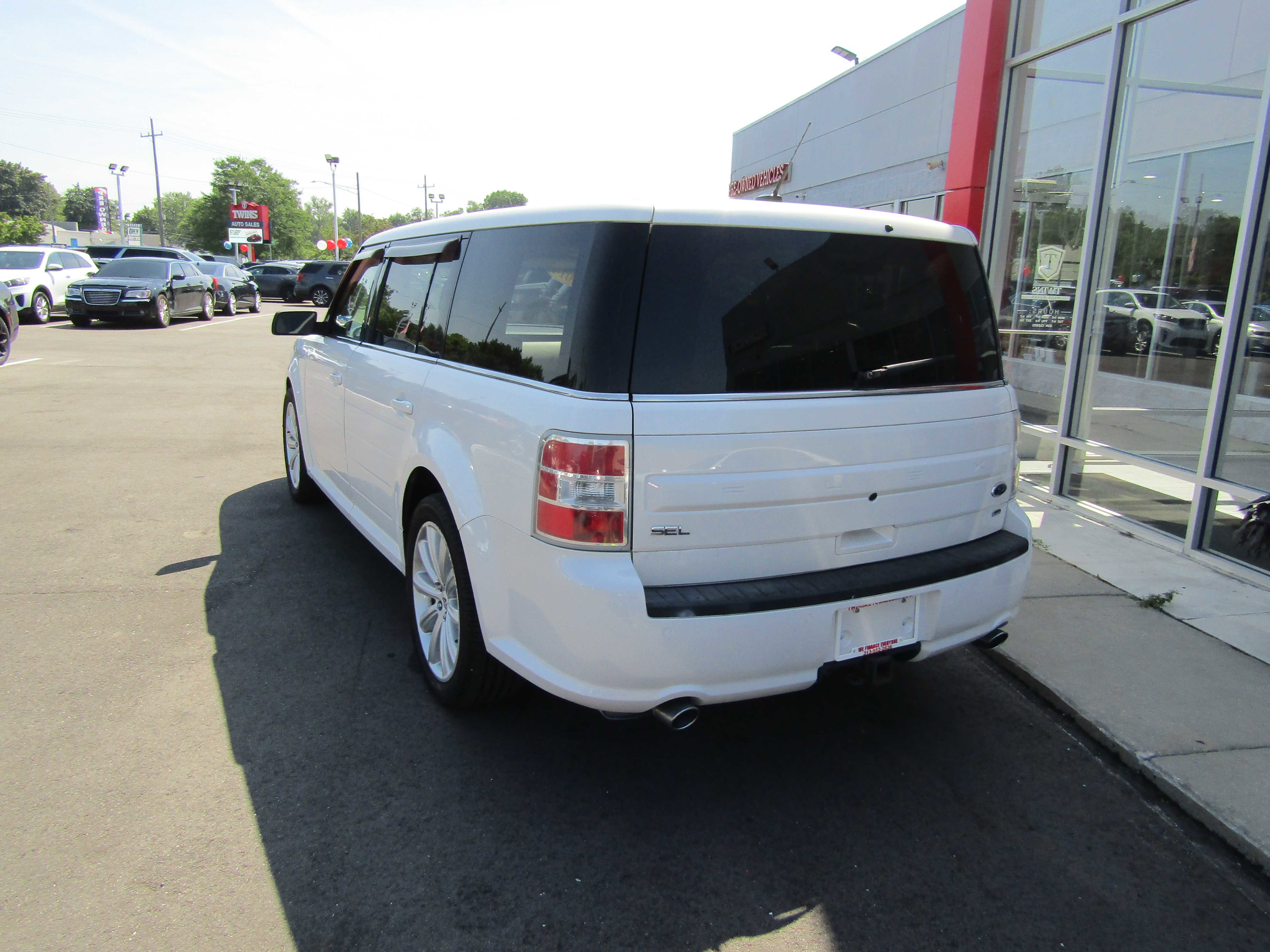2014 Ford Flex SEL Image 5 of 24