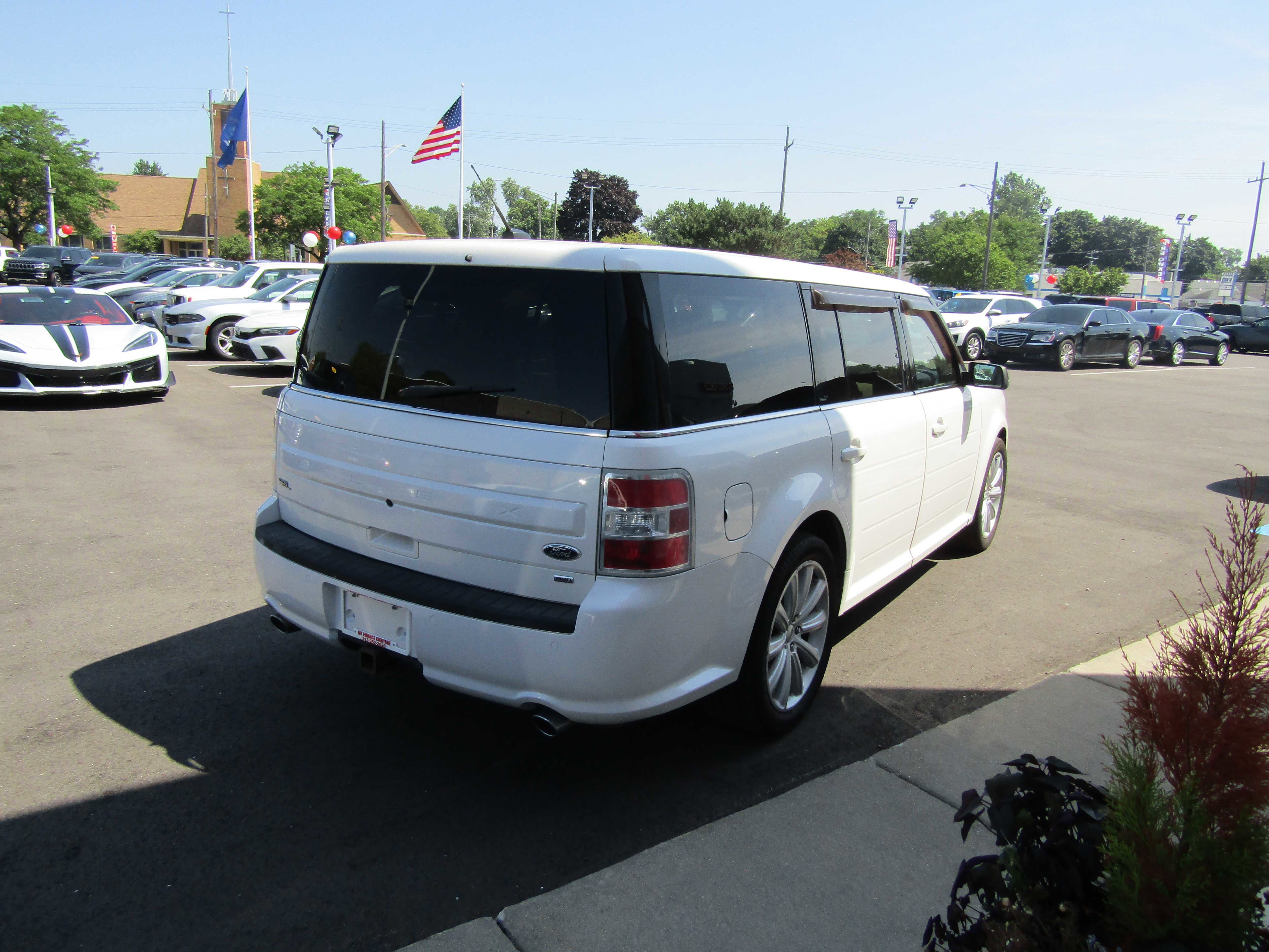 2014 Ford Flex SEL Image 4 of 24