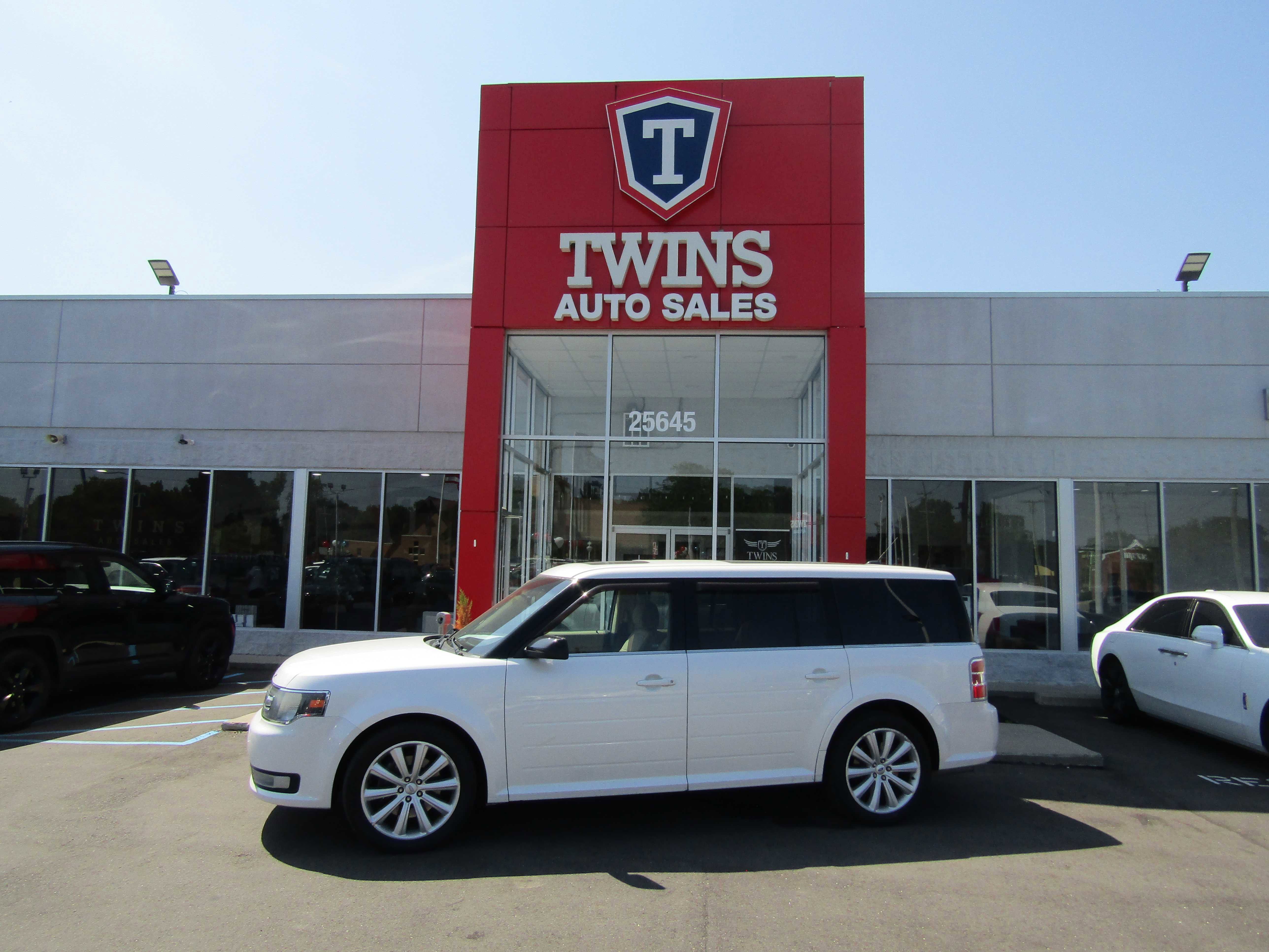2014 Ford Flex SEL Image 6 of 24