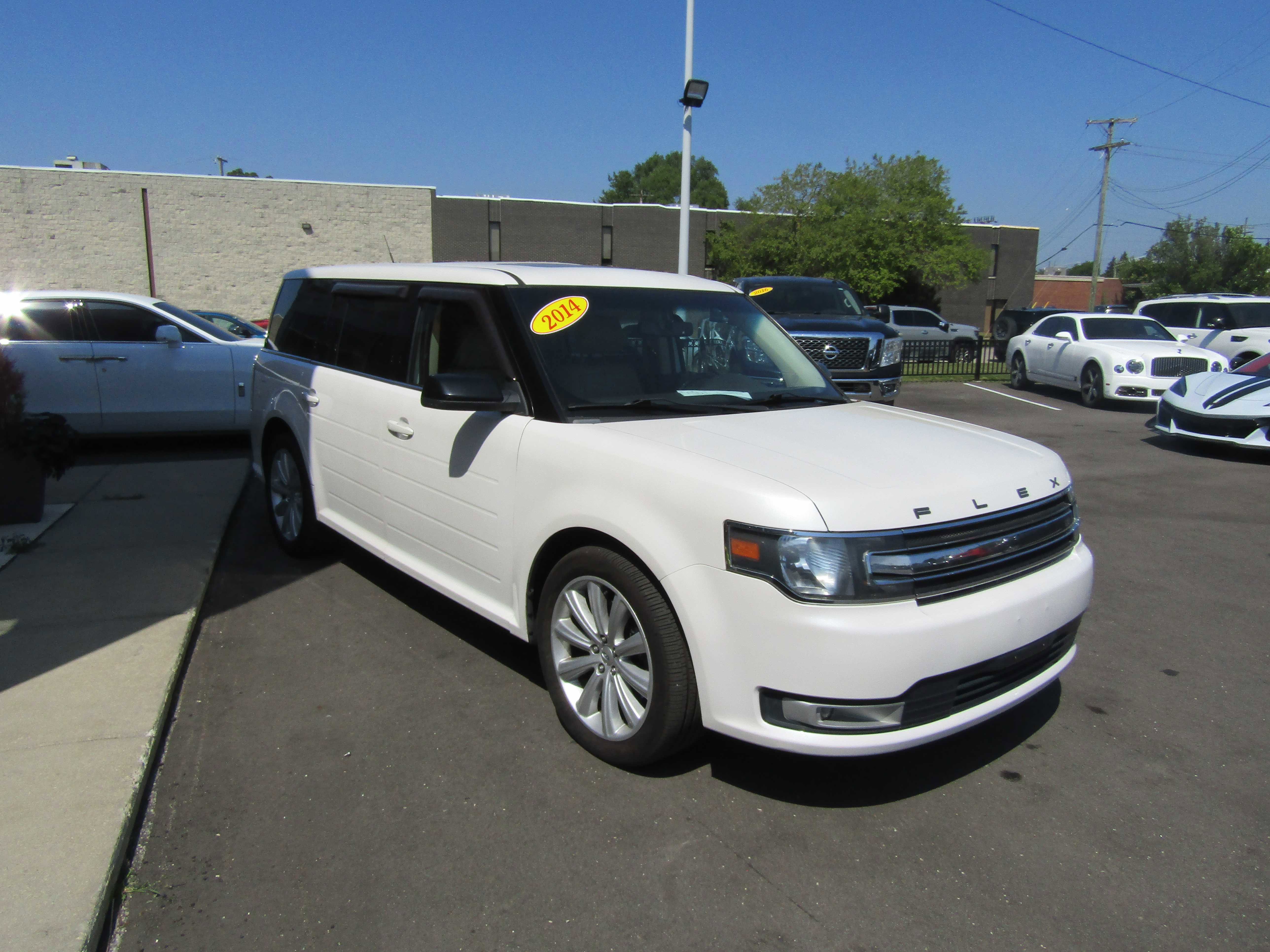 2014 Ford Flex SEL Image 3 of 24