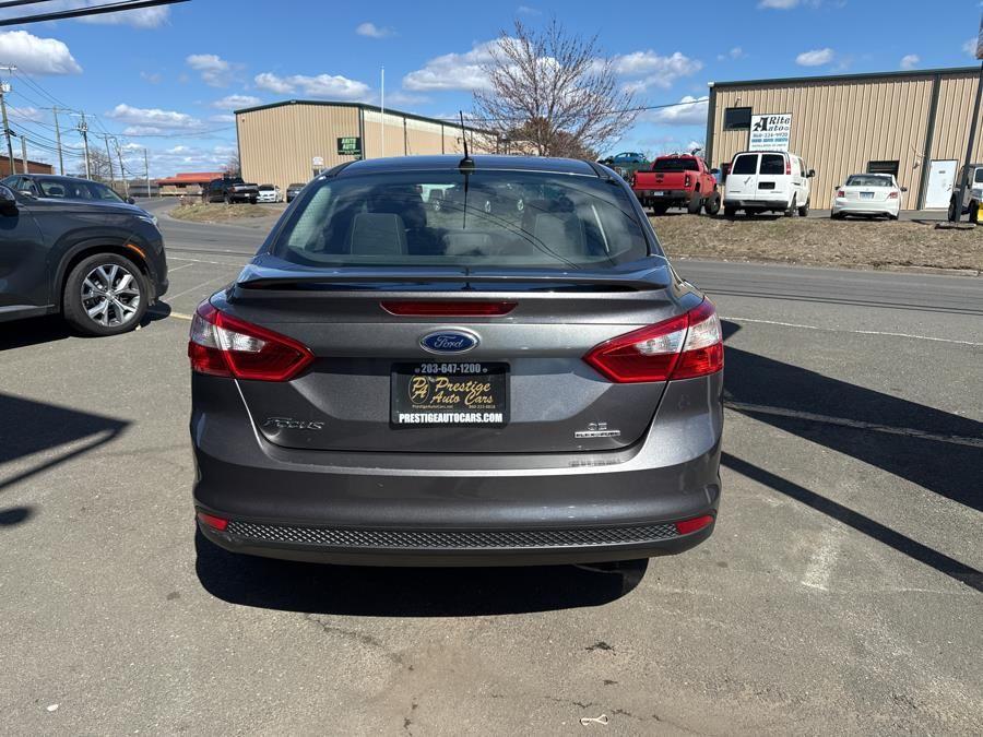 Vehicle image 7 of 23