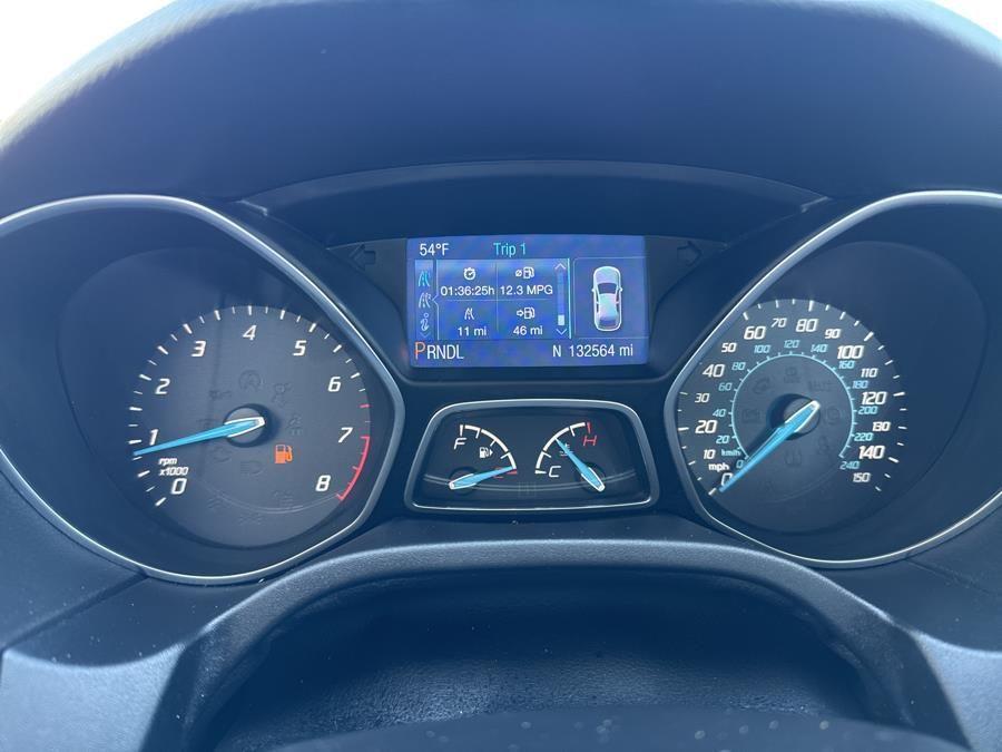 Vehicle image 15 of 23