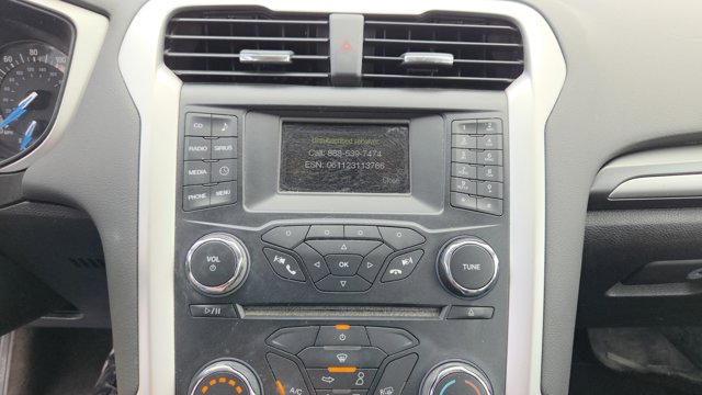 2014 Ford Fusion SE Image 18 of 31