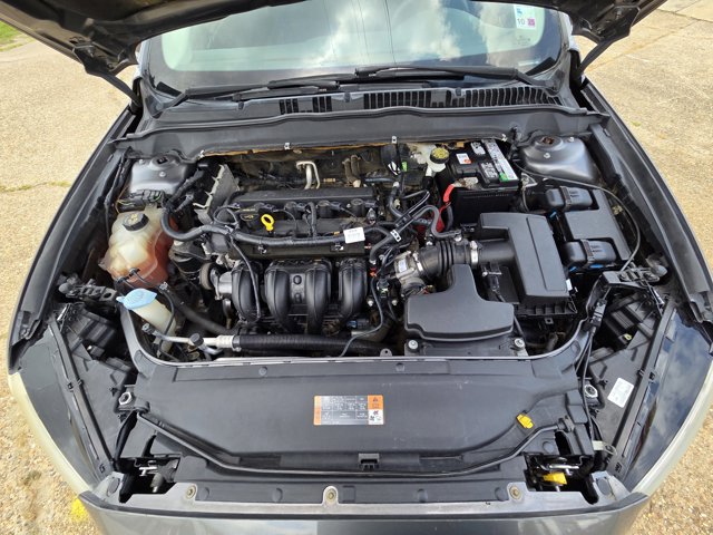 2014 Ford Fusion SE Image 9 of 31