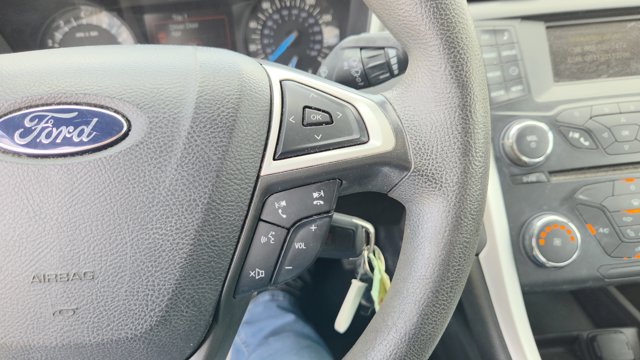 2014 Ford Fusion SE Image 26 of 31