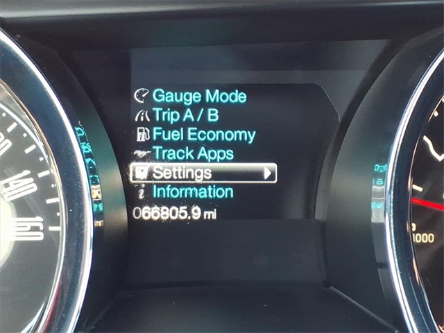 2014 Ford Mustang V6 Premium Image 18 of 30