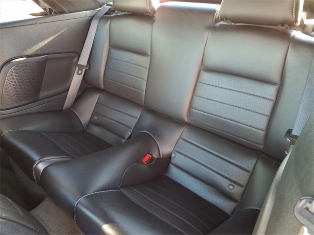 2014 Ford Mustang V6 Premium Image 11 of 30